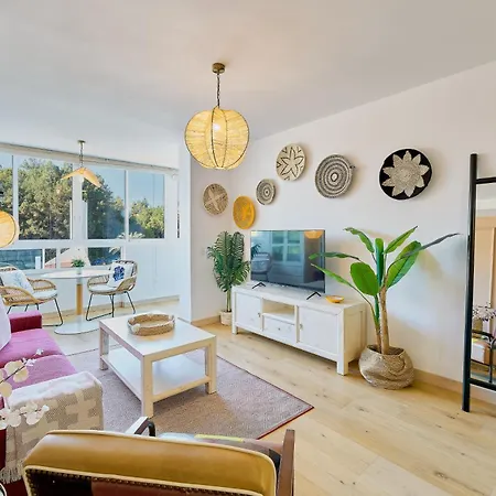 Hola Splendid With Stunning View Marbella