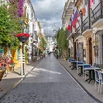 Hola Splendid With Stunning View Διαμέρισμα